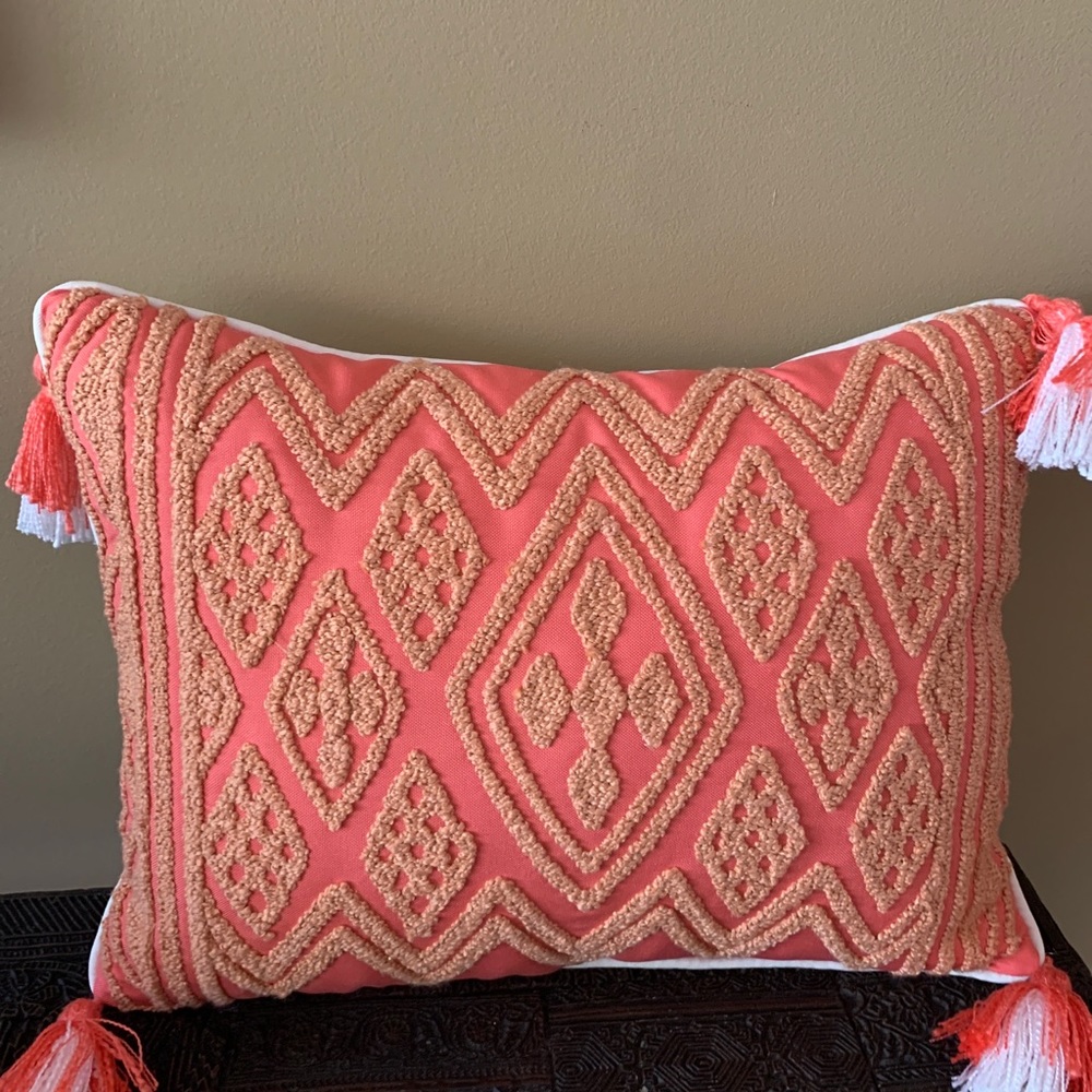 NEW PIER ONE Decorative accent rectangle pillow with tassels; salmon/coral color - Picture 4 of 10